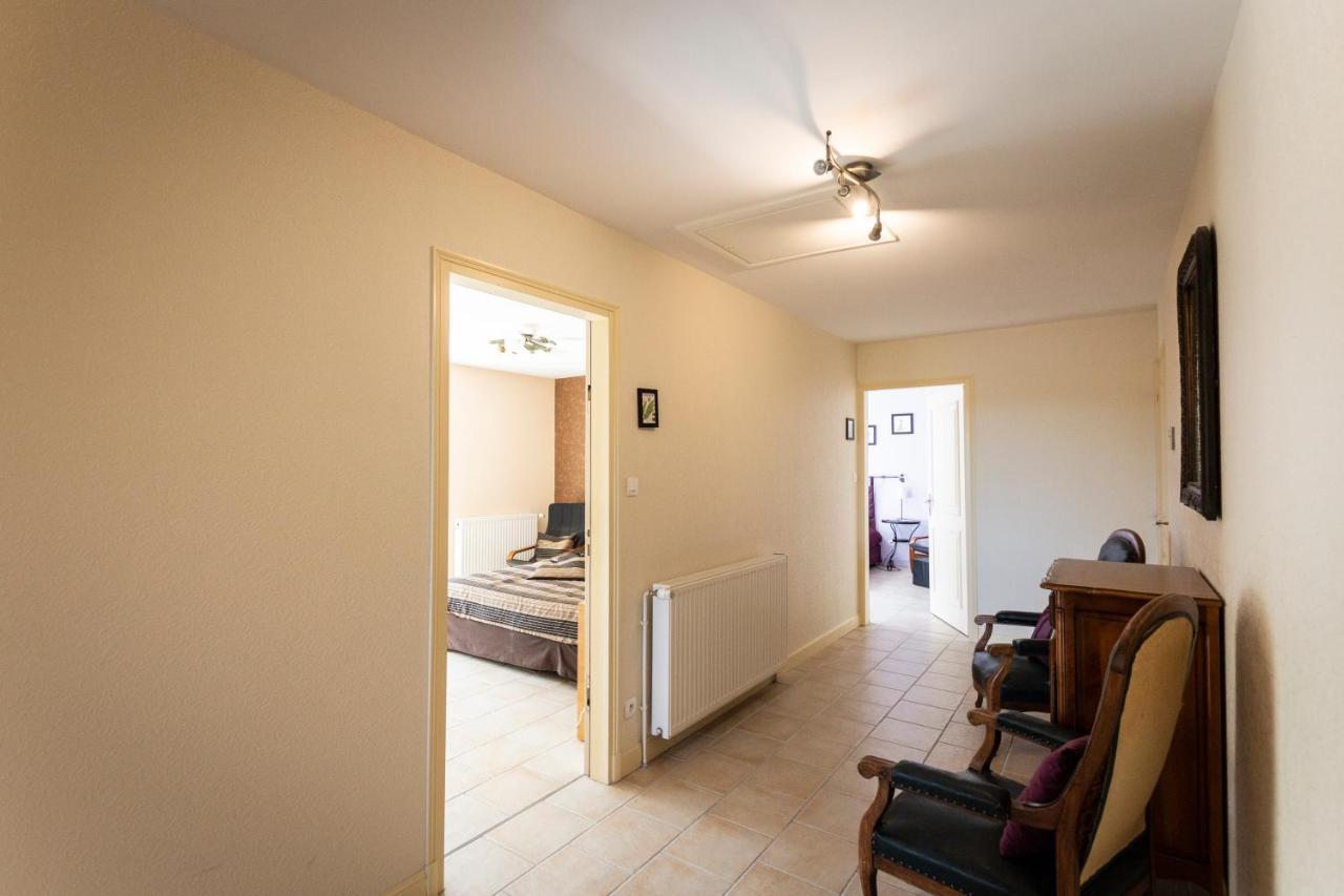 La Haye Gites Et Chambre D'Hotes Avrillé Exterior foto