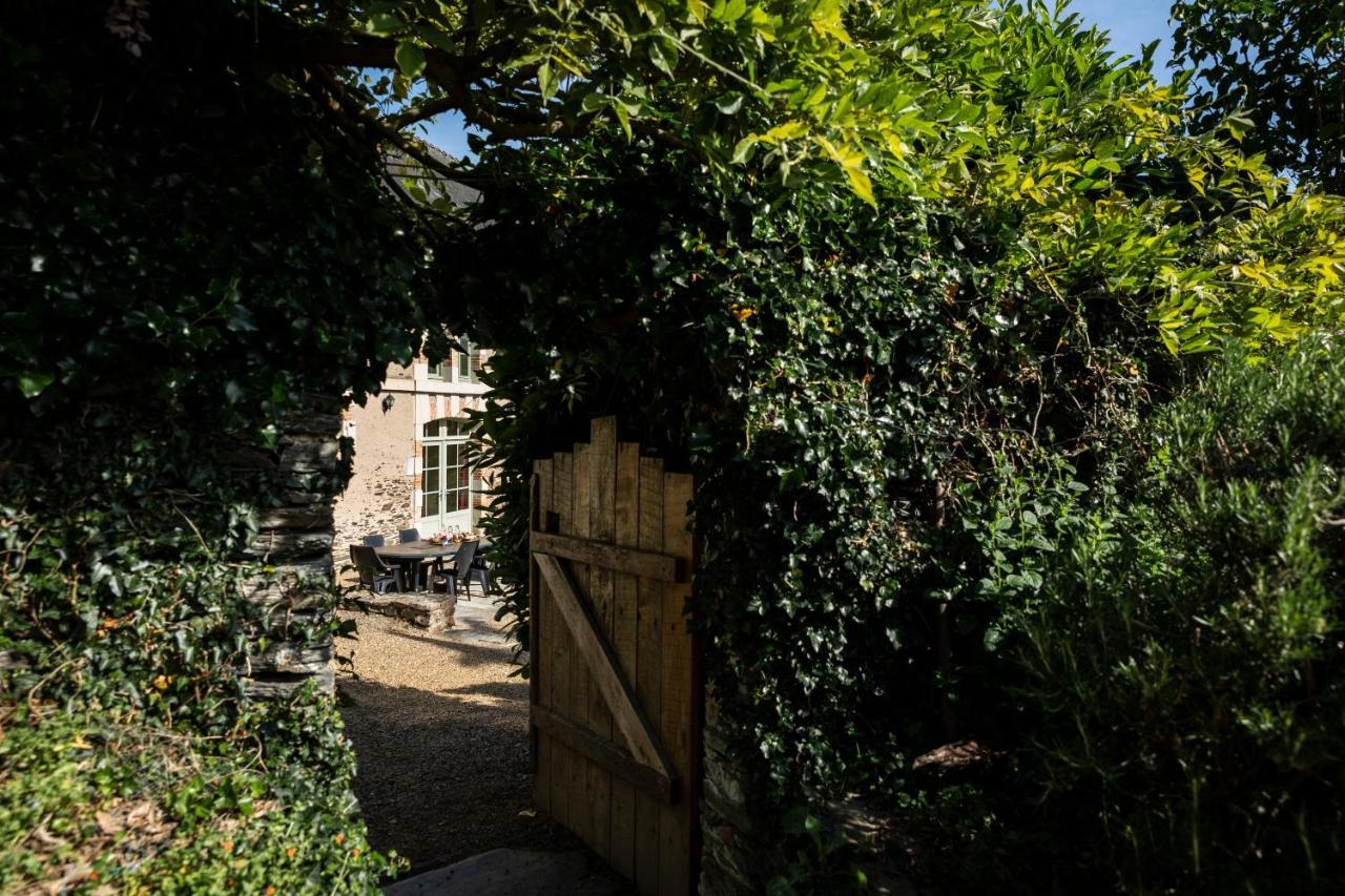 La Haye Gites Et Chambre D'Hotes Avrillé Exterior foto
